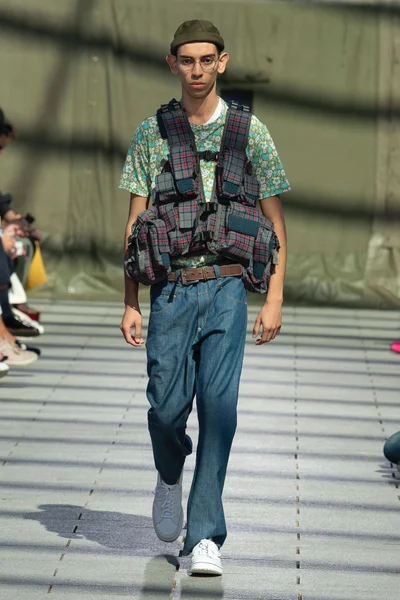 Look 46